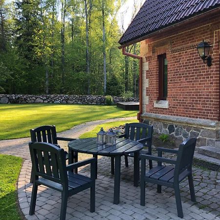 Villa Mednieku Namins Sigulda Exterior foto