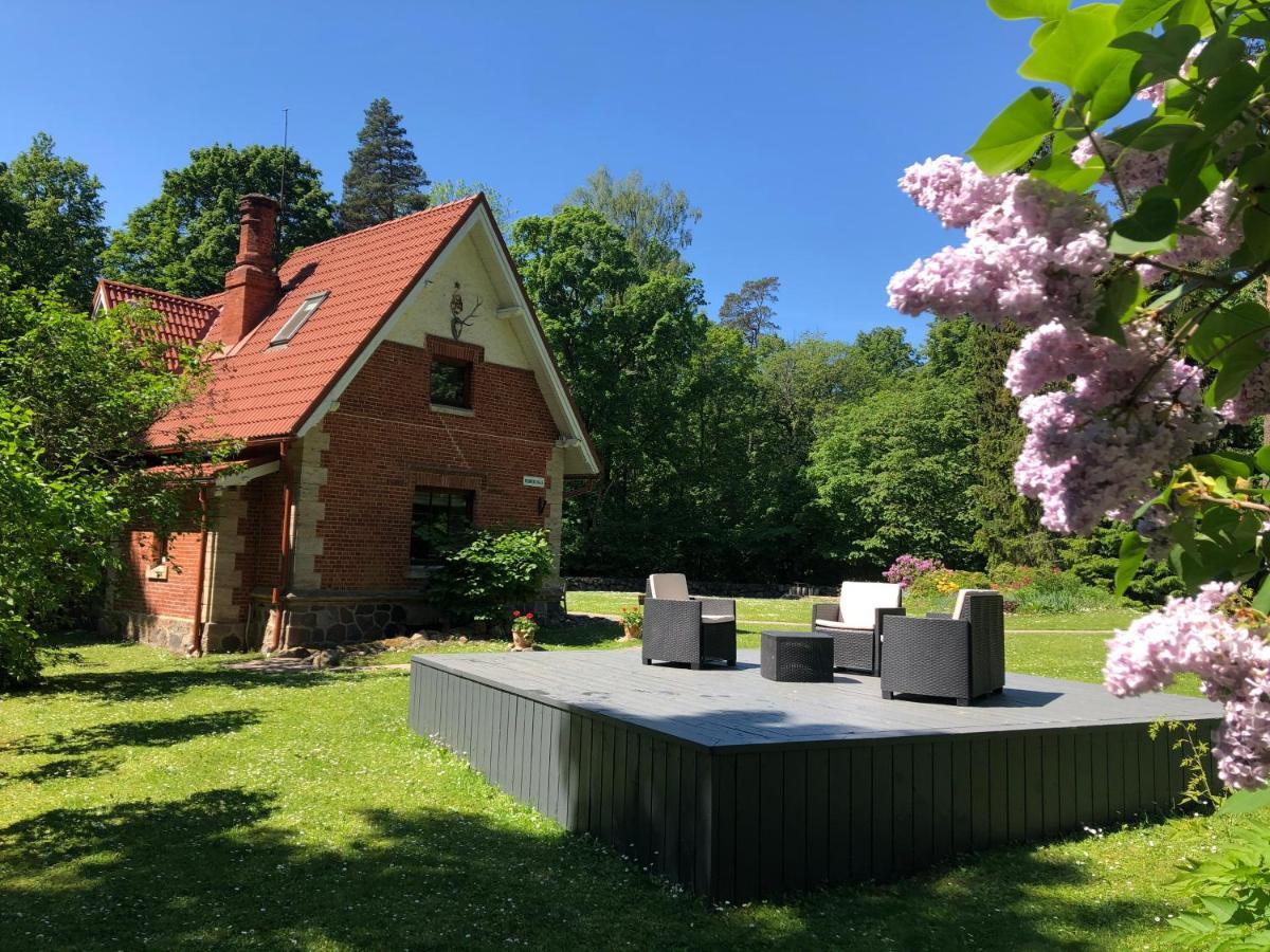 Villa Mednieku Namins Sigulda Exterior foto