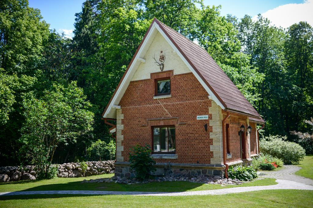 Villa Mednieku Namins Sigulda Exterior foto